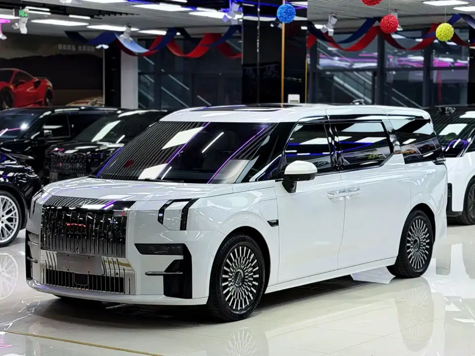 Zeekr 009 Facelift WE Edition 2024