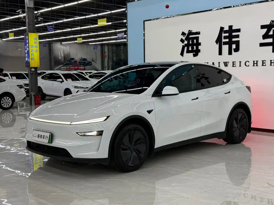 Tesla Model Y Rear-Wheel Drive 2025