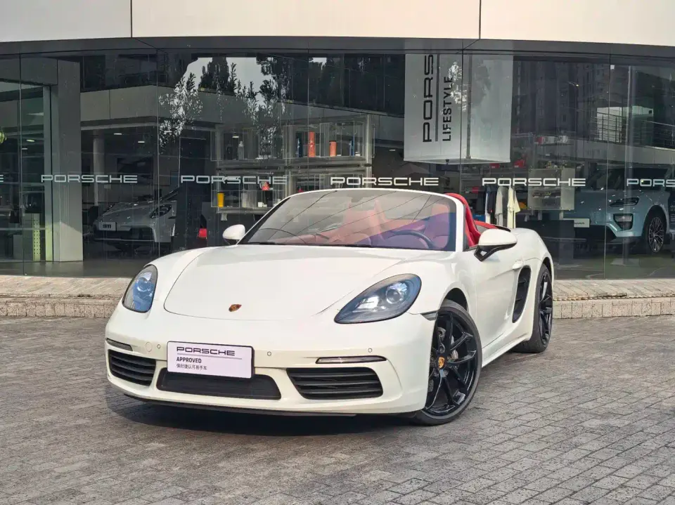 Porsche 718 Boxster 2.0T 2024