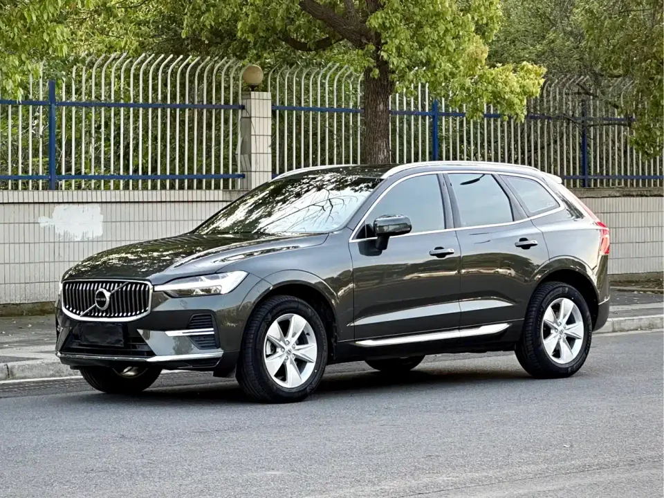 Volvo XC60 B5 AWD R-Design 2021
