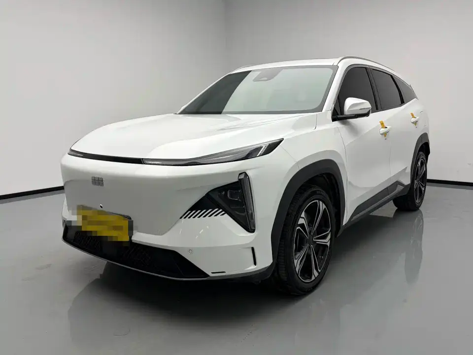 Geely Galaxy Galaxy L7 1.5T 115km PLUS Soaring Dragon Edition 2024