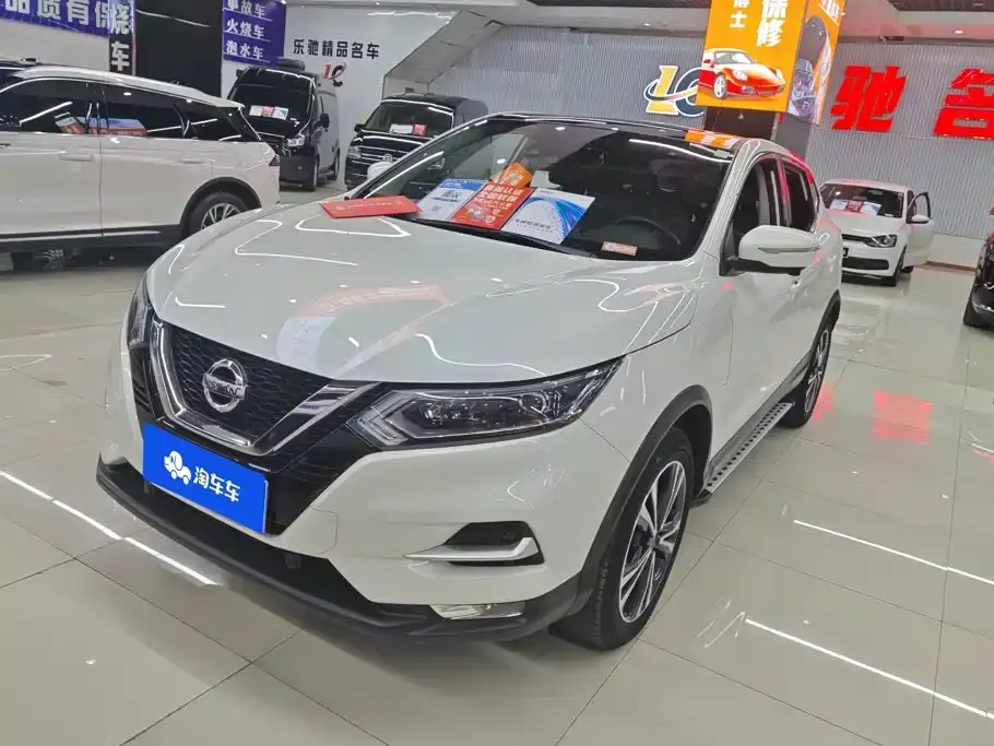 Nissan Qashqai 2.0L CVT Luxury Pilot Version 2021