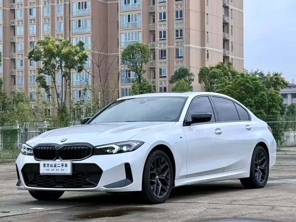 BMW 3 Series 330Li M Sport Night Edition 2025