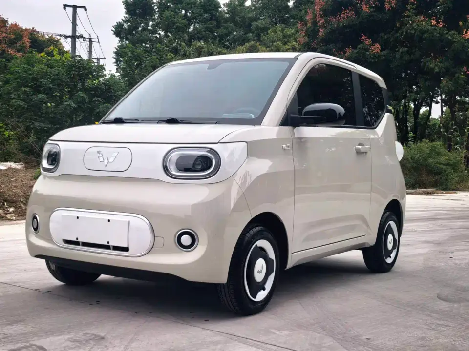 Wuling Motors Hongguang MINIEV 3rd Gen 215km Advanced 2025