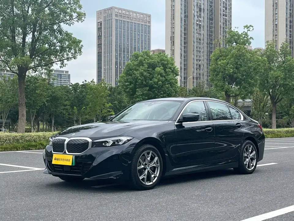 BMW i3 Facelift eDrive 35 L 2026