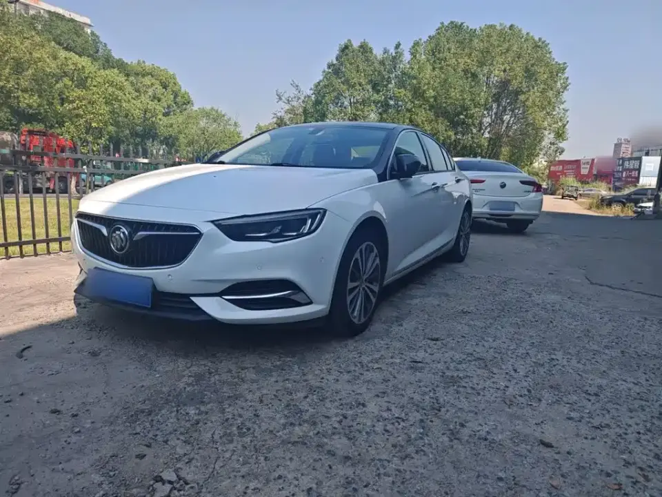 Buick Regal 28T Premium Type 2019