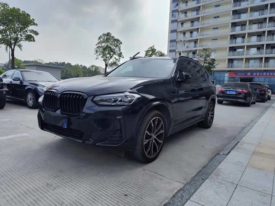 BMW X3 xDrive30i Leading M Night Package 2022
