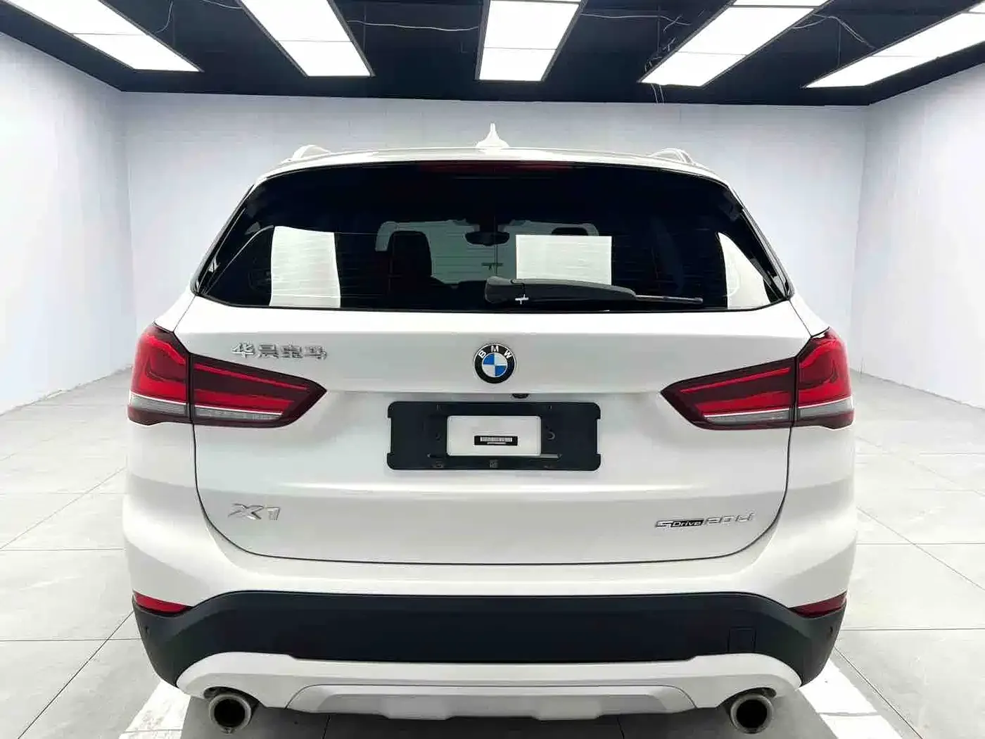 BMW X1 sDrive20Li Premium 2022 — фото 5