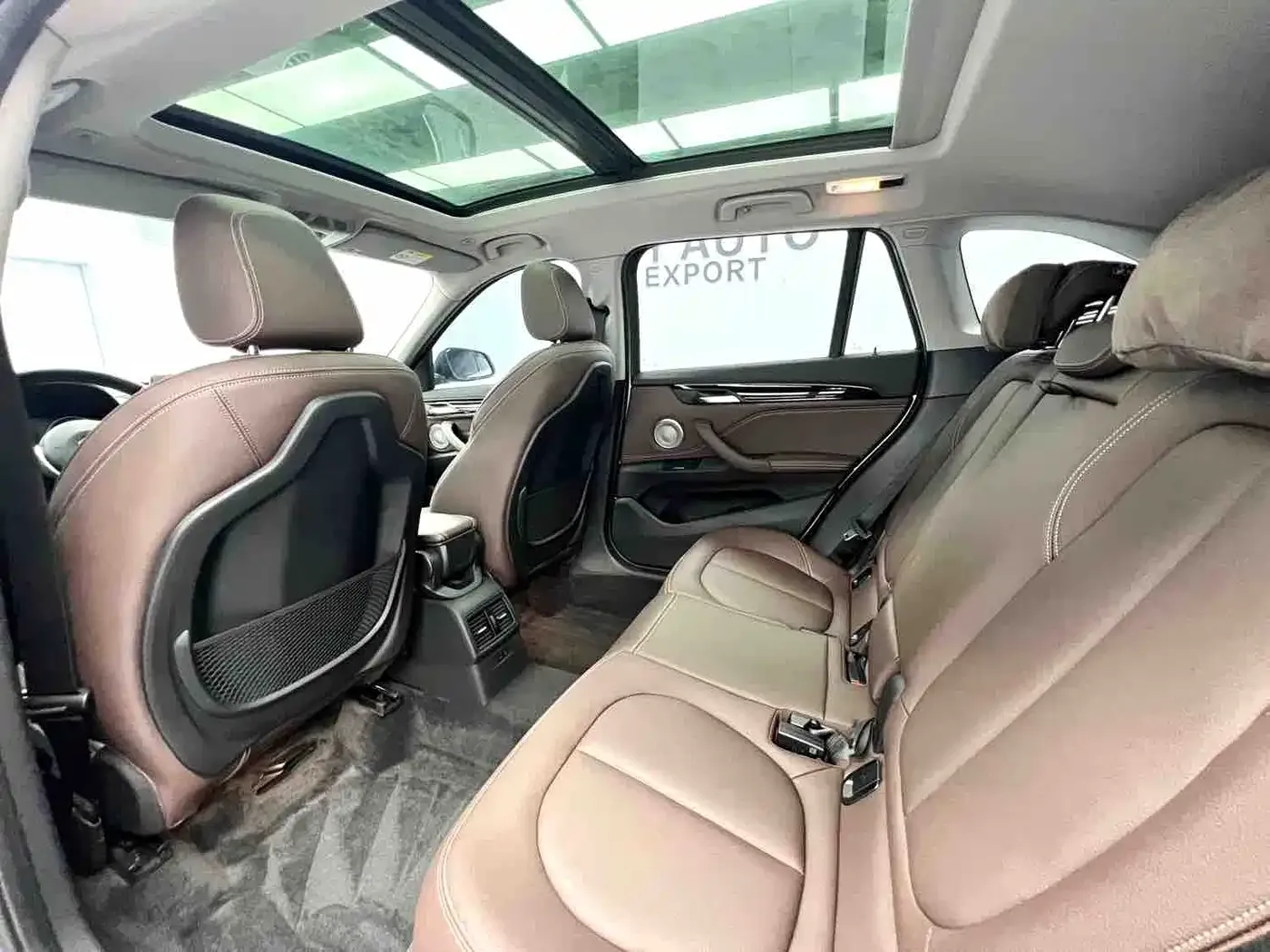BMW X1 sDrive20Li Premium 2022 — фото 15