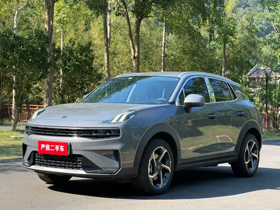 Lynk & Co 06 EM-P PHEV 84KM Range Pro 2022