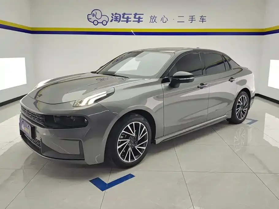 Lynk & Co 03 1.5TD DCT Jin Plus 2020