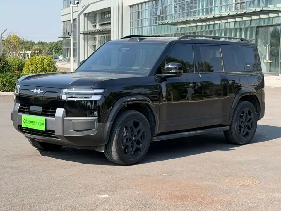 Fangchengbao Titanium 7 AWD Base Model 2025