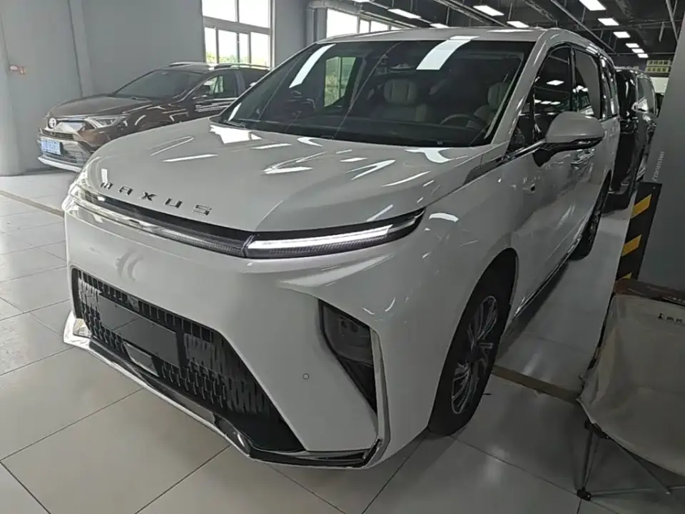 SAIC Maxus Dajia 9 Facelift Super Hybrid Ultra-Long Range Forest 7-Seater 2025