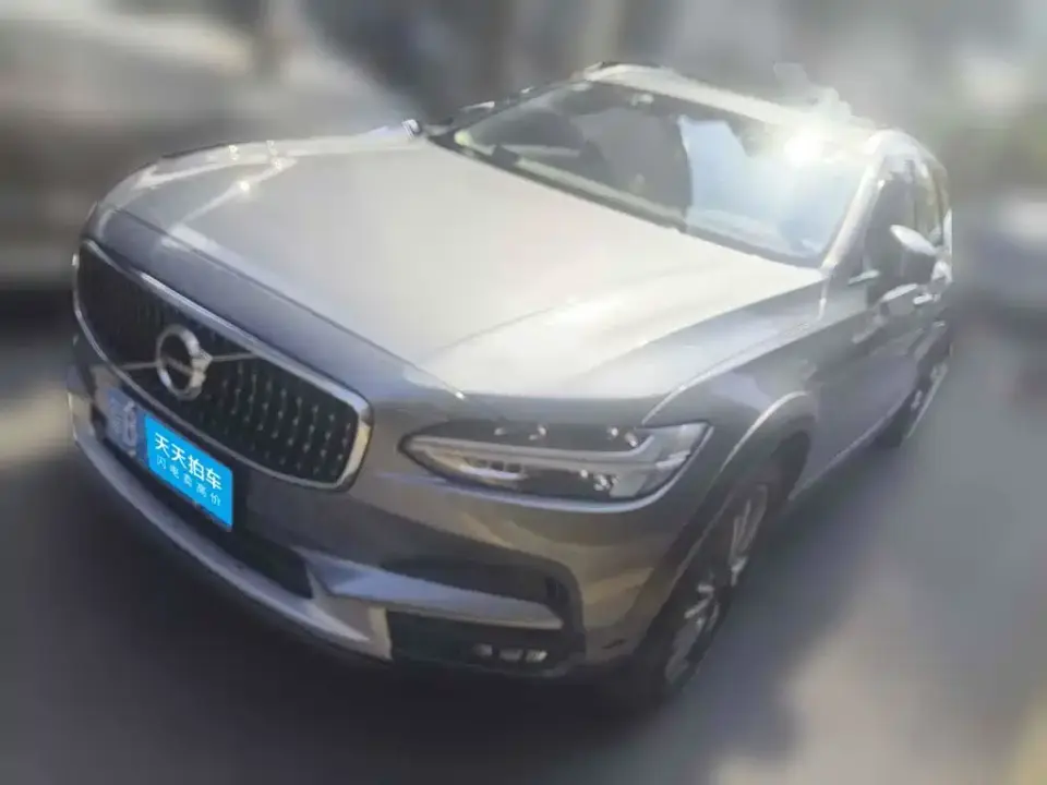 Volvo V90 Cross Country T5 AWD Intelligent Distance China VI 2020