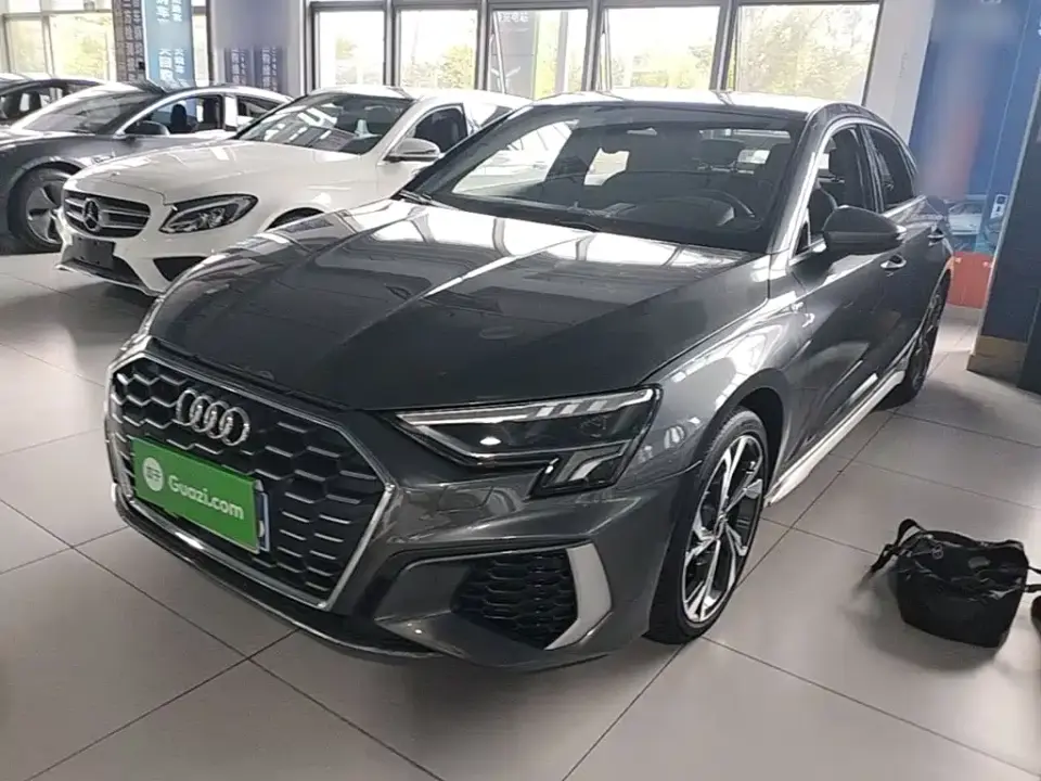 Audi A3 Facelift A3L Limousine 35 TFSI Luxury Sport 2023