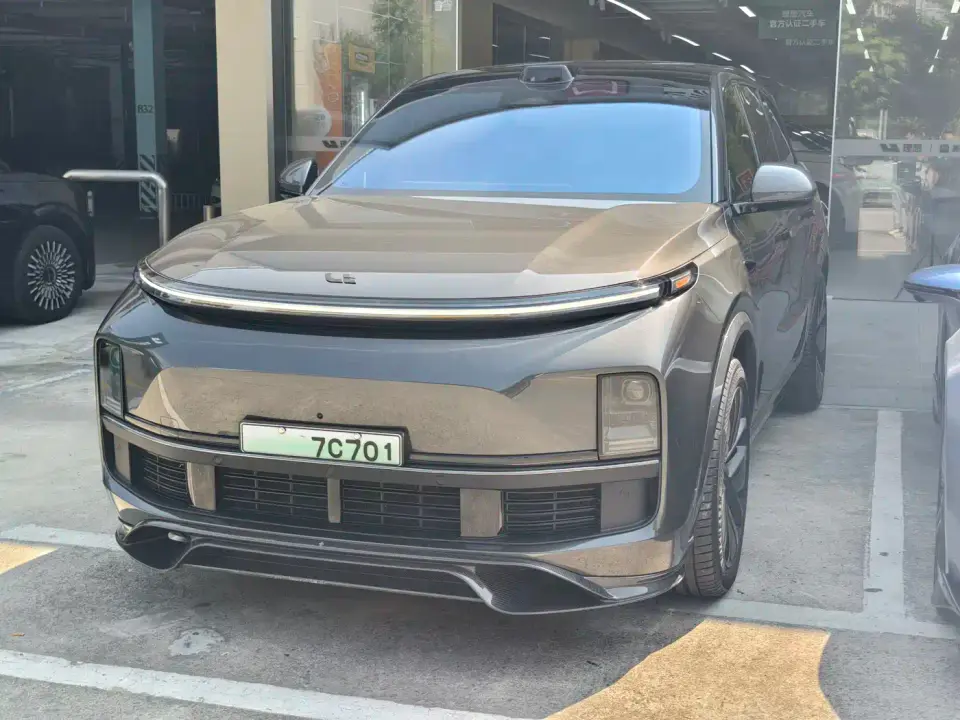 Li Auto Li Xiang L9 Model Ultra 2025