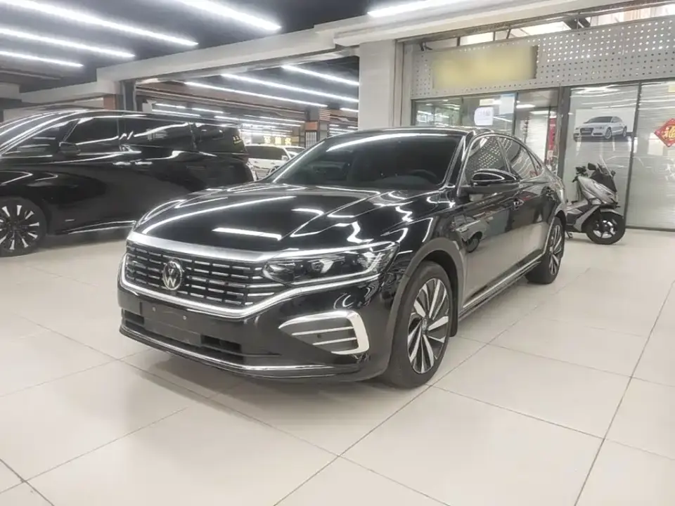 Volkswagen Passat Outstanding 380TSI Dragon Soaring Edition 2024