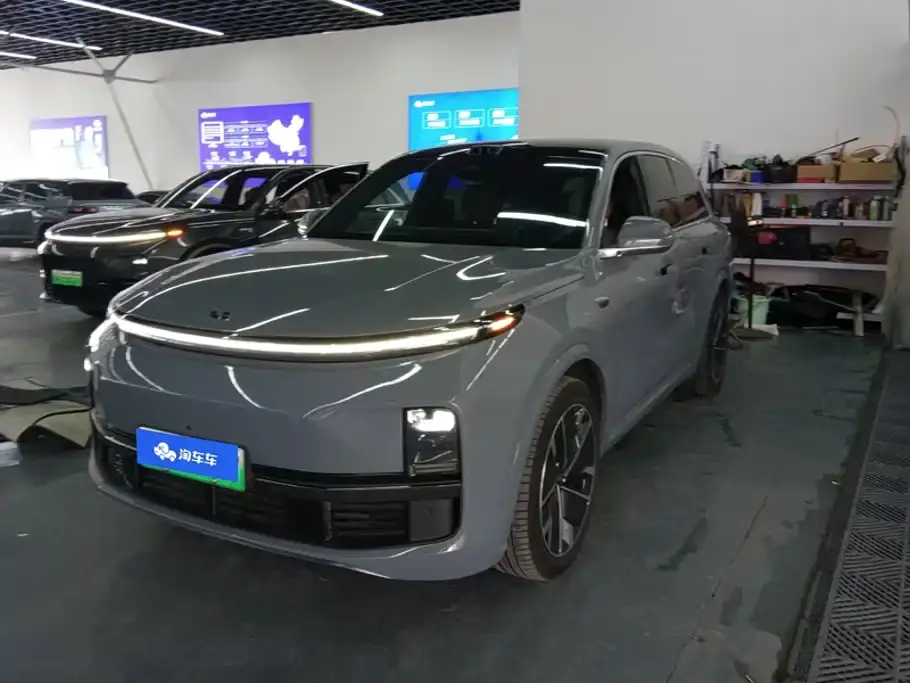 Li Auto Li L8 Max Smart Renewal Edition 2025