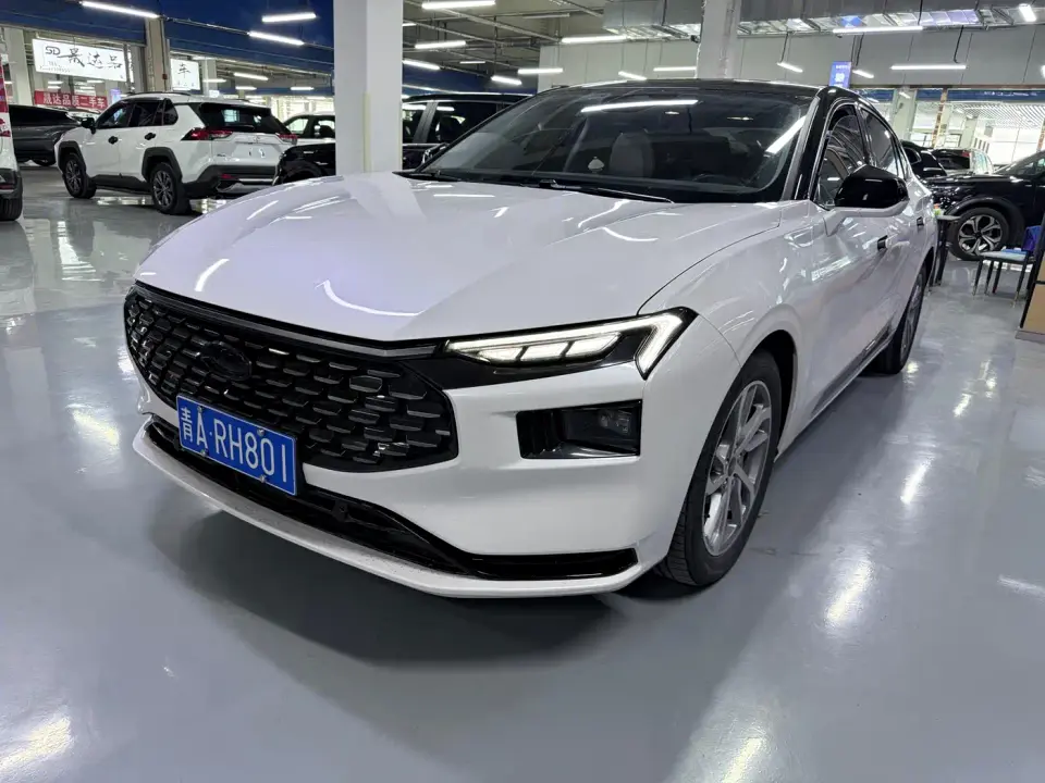 Ford Mondeo EcoBoost 245 Luxury 2023
