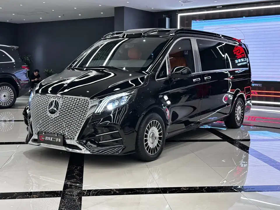 Mercedes-Benz Vito 2.0T Business 7-Seater 2024
