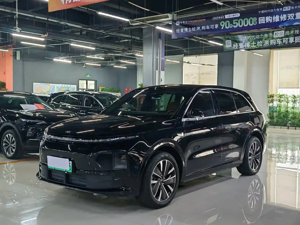 Li Auto L6 Pro Smart Renewal Edition 2025