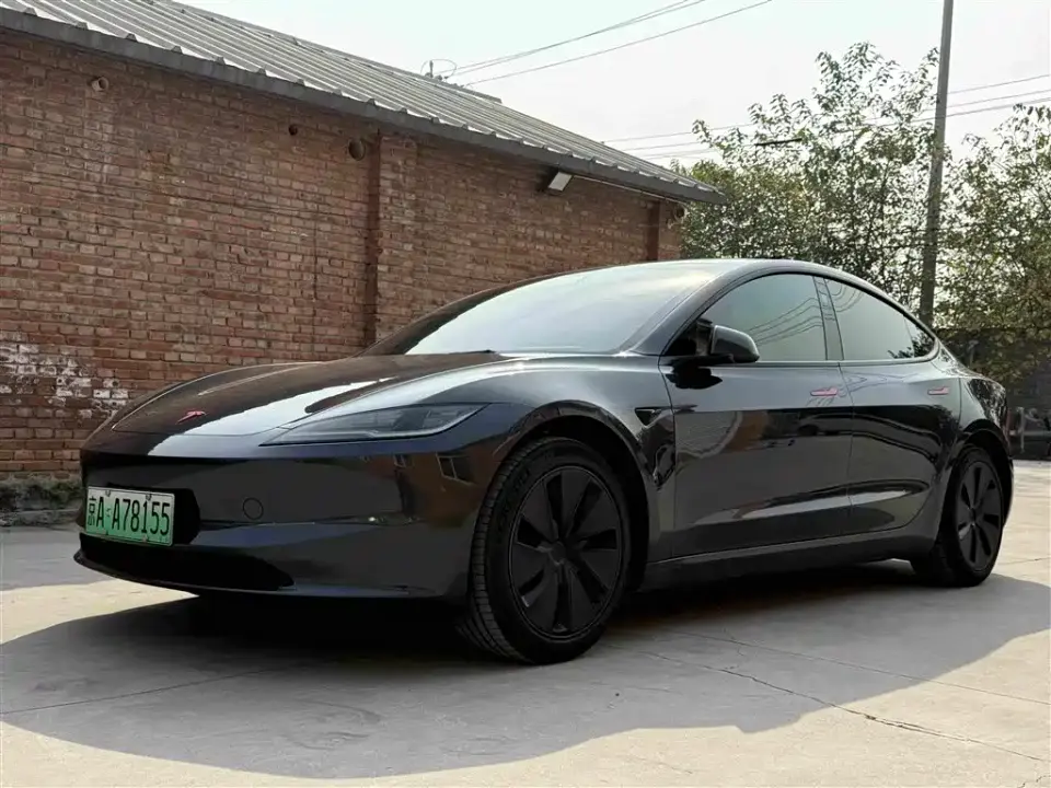Tesla Model 3 Rear-Wheel Drive 2024