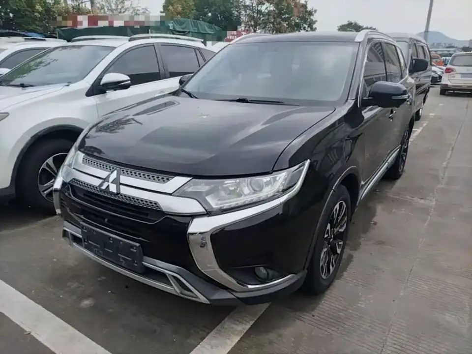 Mitsubishi Outlander 2.0L 2WD Enjoy 5-Seater China VI 2019