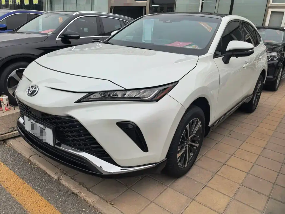 Toyota Venza 2.0L CVT 2WD Luxury 2023