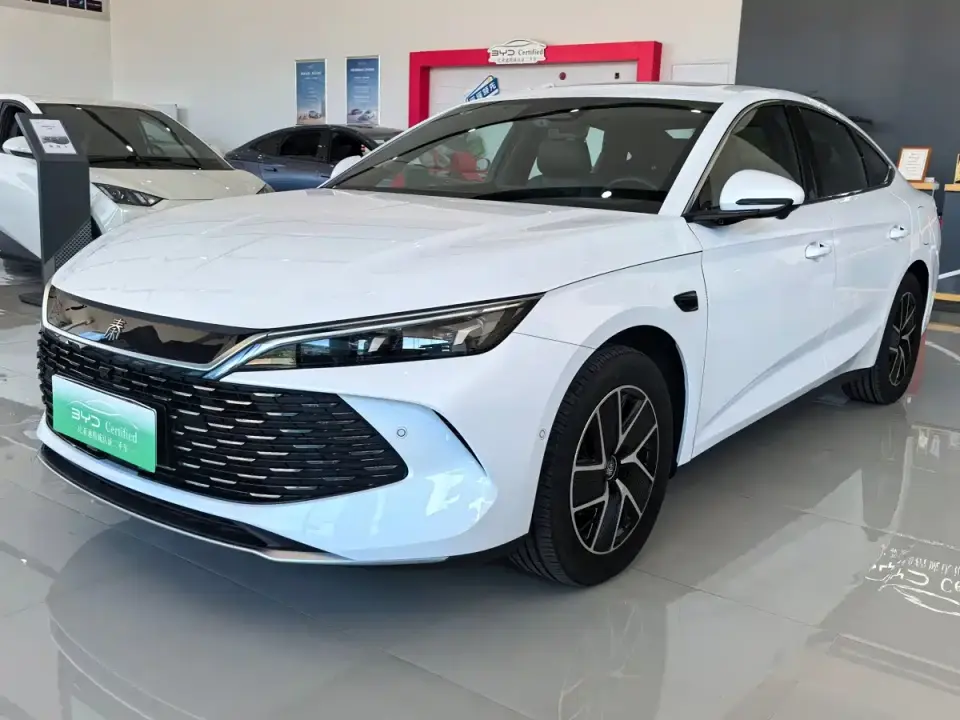 BYD Qin L DM-i Smart Drive Edition 120KM Leading 2025