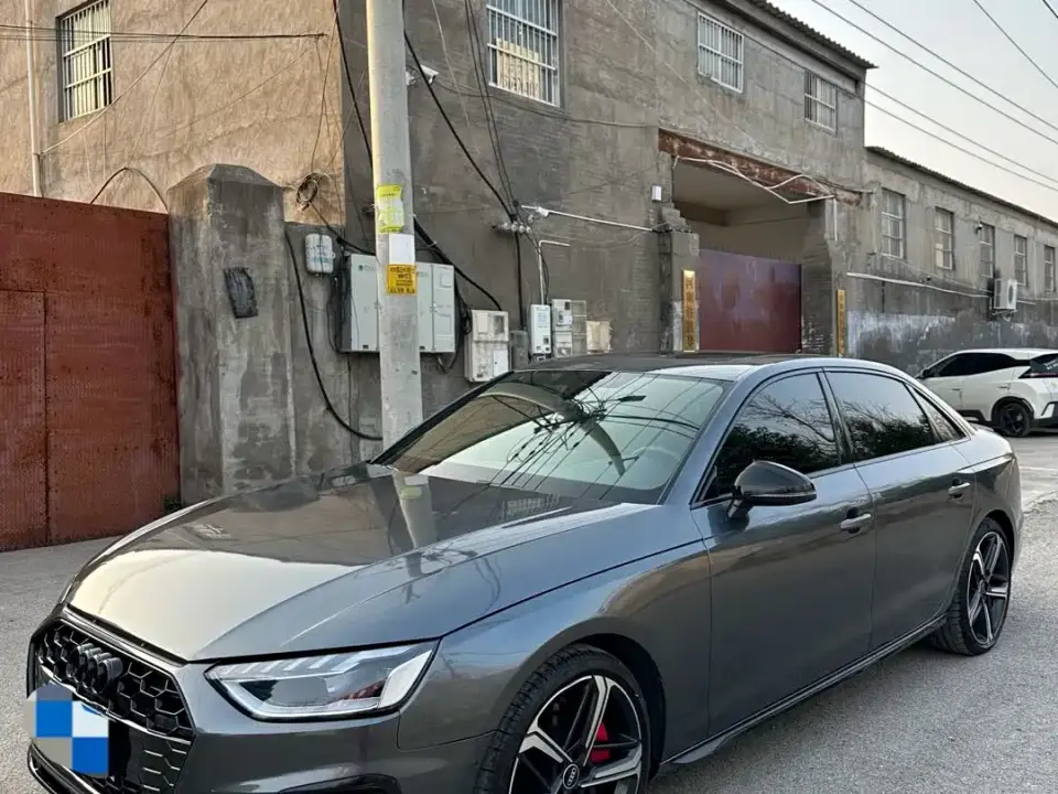 Audi A4L 45 TFSI quattro Premium Dynamic 2022