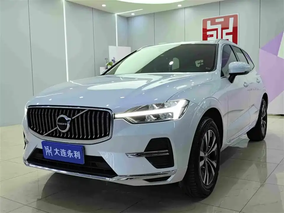 Volvo XC60 B5 AWD R-Design 2022