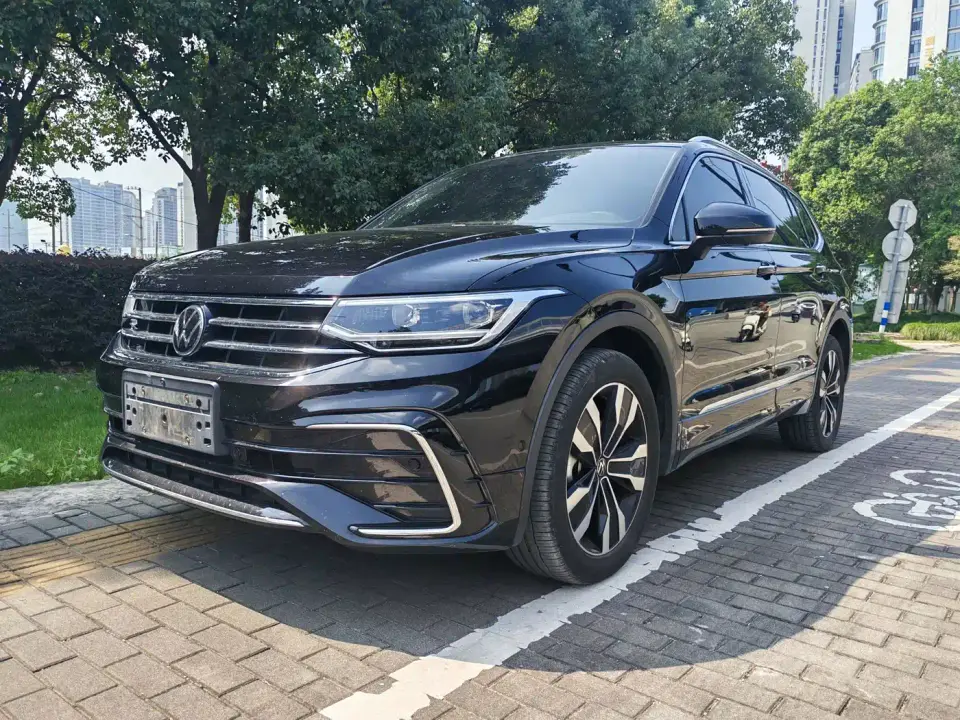 Volkswagen Tiguan L 330TSI Automatic 2WD R-Line Premium Enjoyment Edition 2025