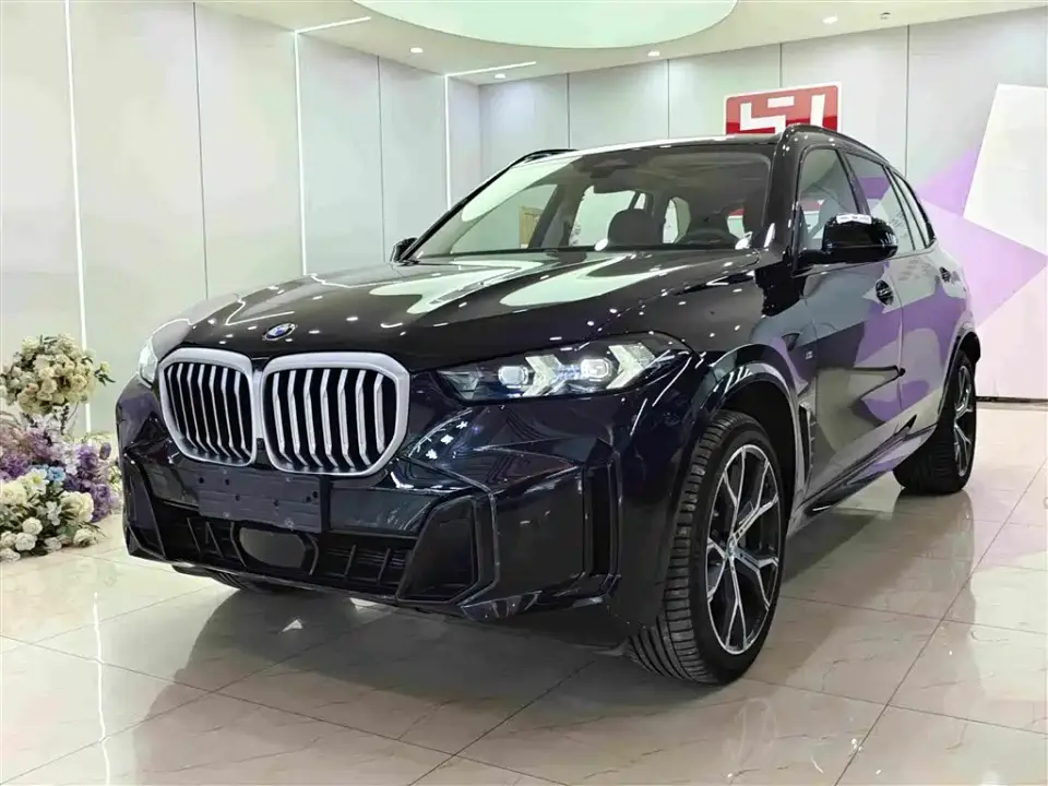 BMW X5 Model xDrive 30Li Exclusive M Sport Blackout Package 2025