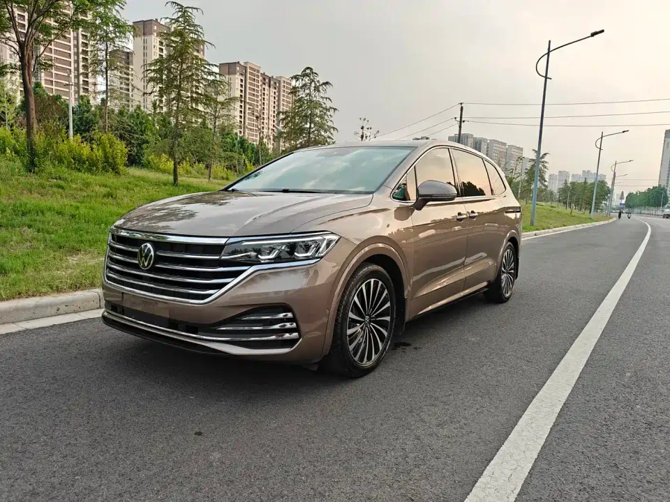 Volkswagen Viloran 380TSI Premium 2021
