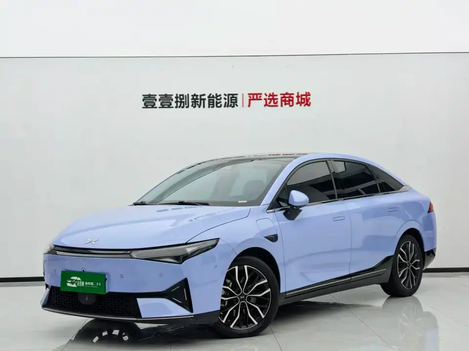 XPeng P5 Model 550E 2022