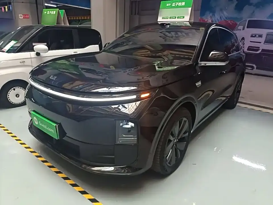 Li Auto L6 Pro Smart Renewal Edition 2025