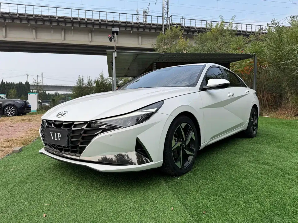 Hyundai Elantra 1.5L CVT GLX Elite Edition 2023