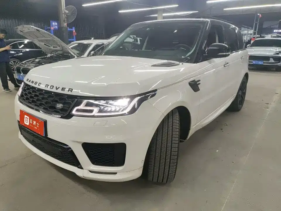 Land Rover Range Rover Sport 3.0 L6 HST 2021