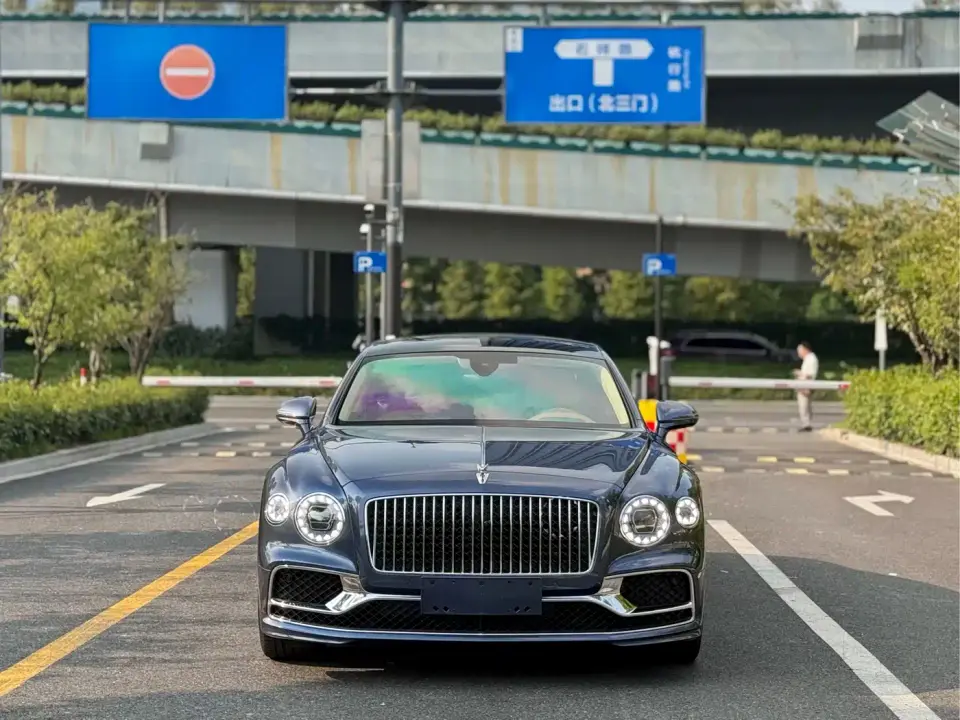 Bentley Flying Spur Plug-in Hybrid 2.9T V6 Hybrid 2022