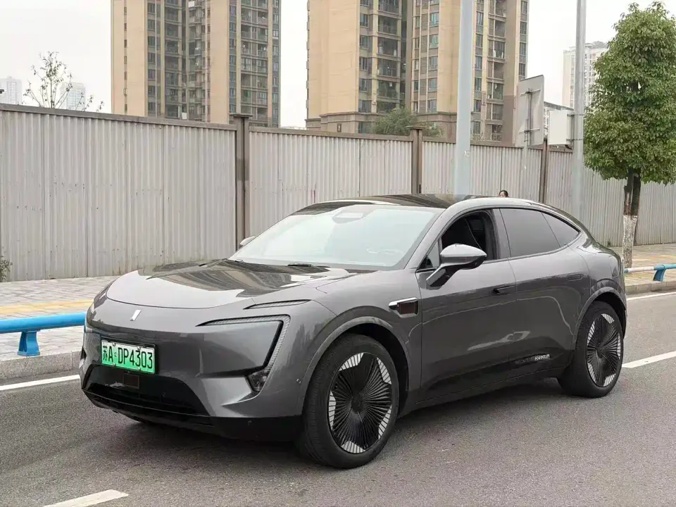 Avatr 11 Long Range Single Motor 5-Seater 2023