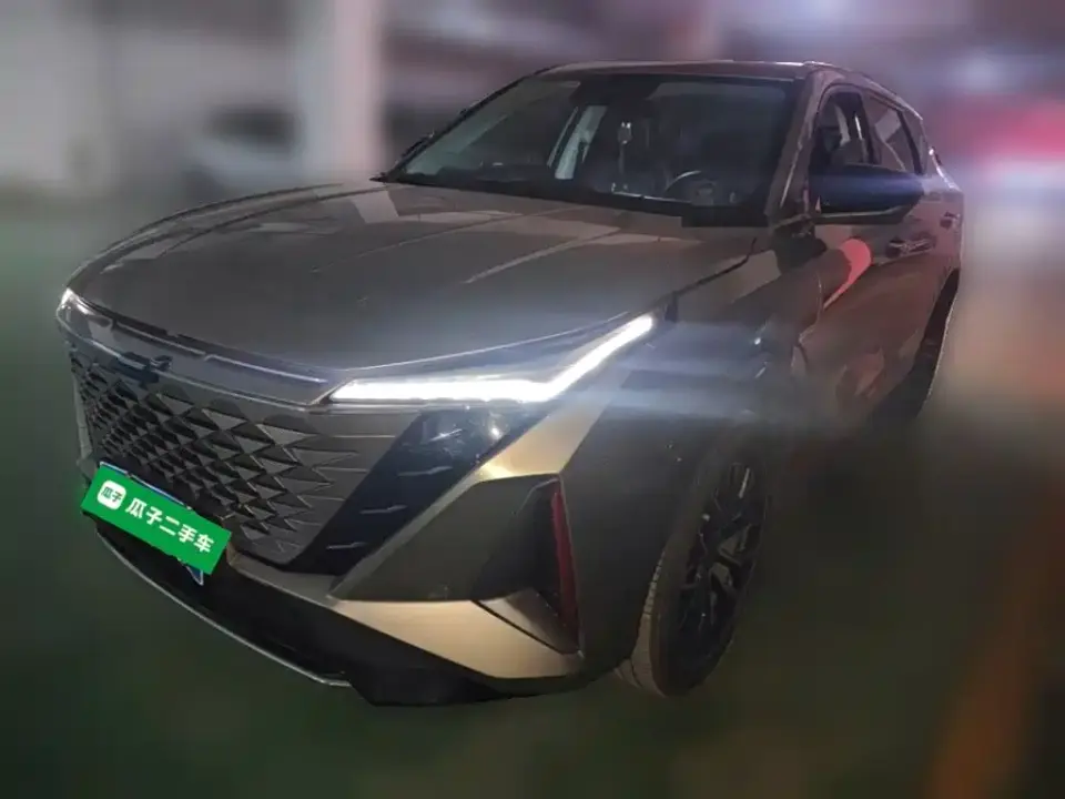 Changan Oshan Z6 Blue Whale 1.5T DCT Intelligent Leader 2022