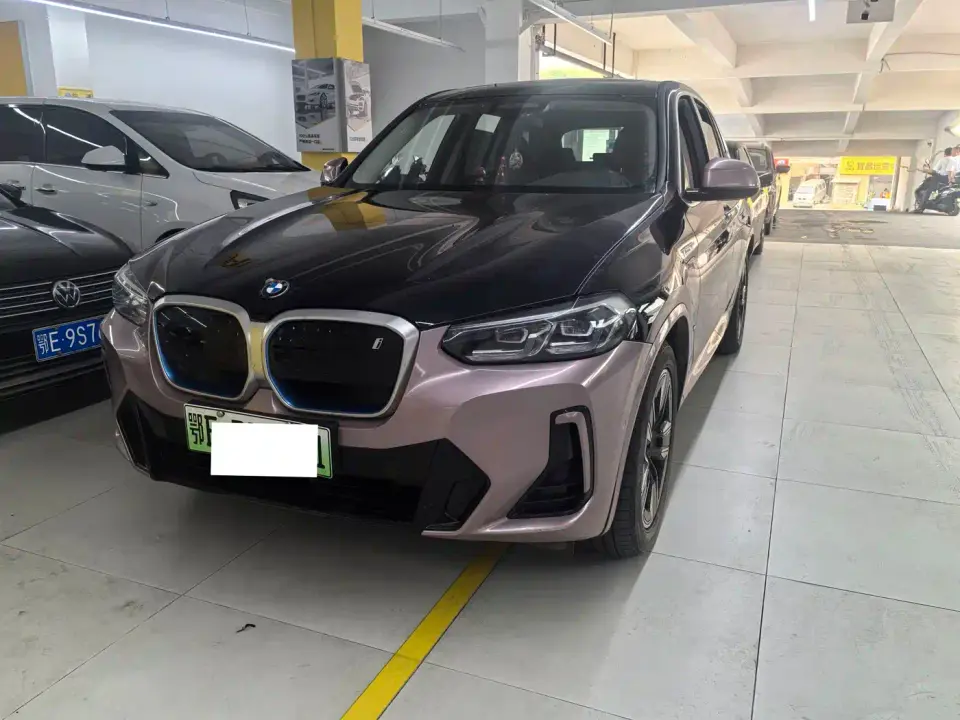 BMW iX3 Leading Edition 2021