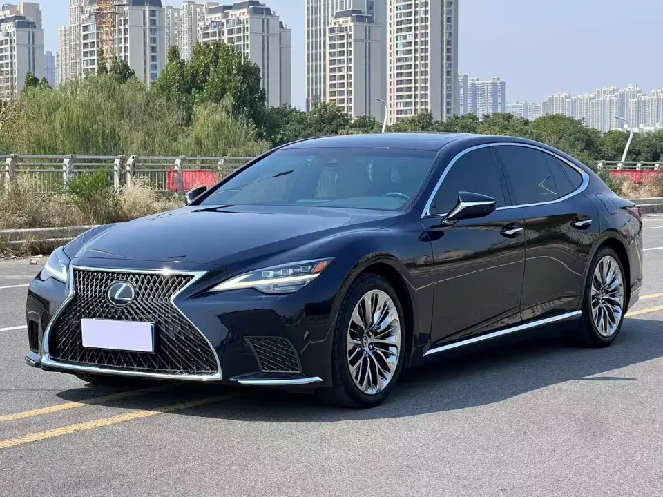 Lexus LS 500h Excellence Edition 2021