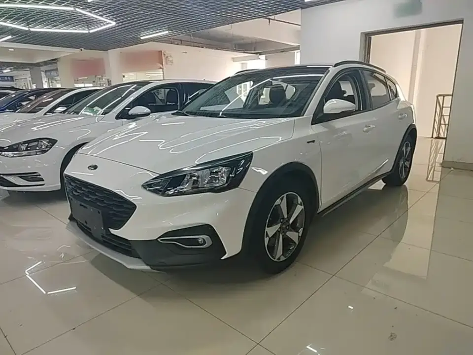 Ford Focus Active EcoBoost 180 Auto Trendy Edition 2019