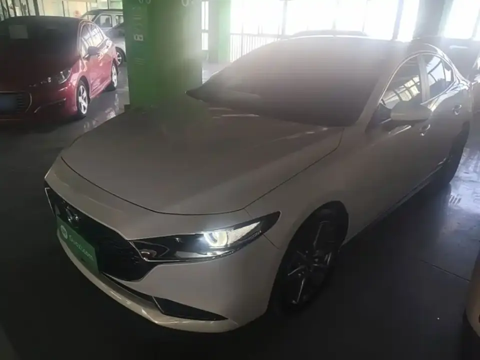 Mazda Mazda3 Axela 2.0L Automatic Quality Glamour 2021
