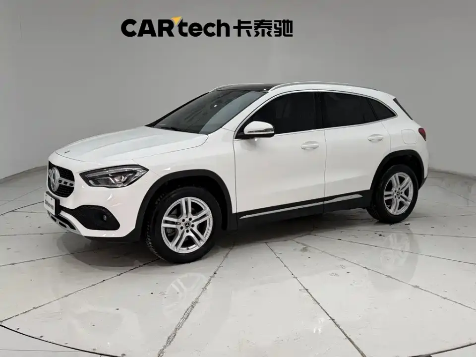 Mercedes-Benz GLA-Class GLA 200 2023