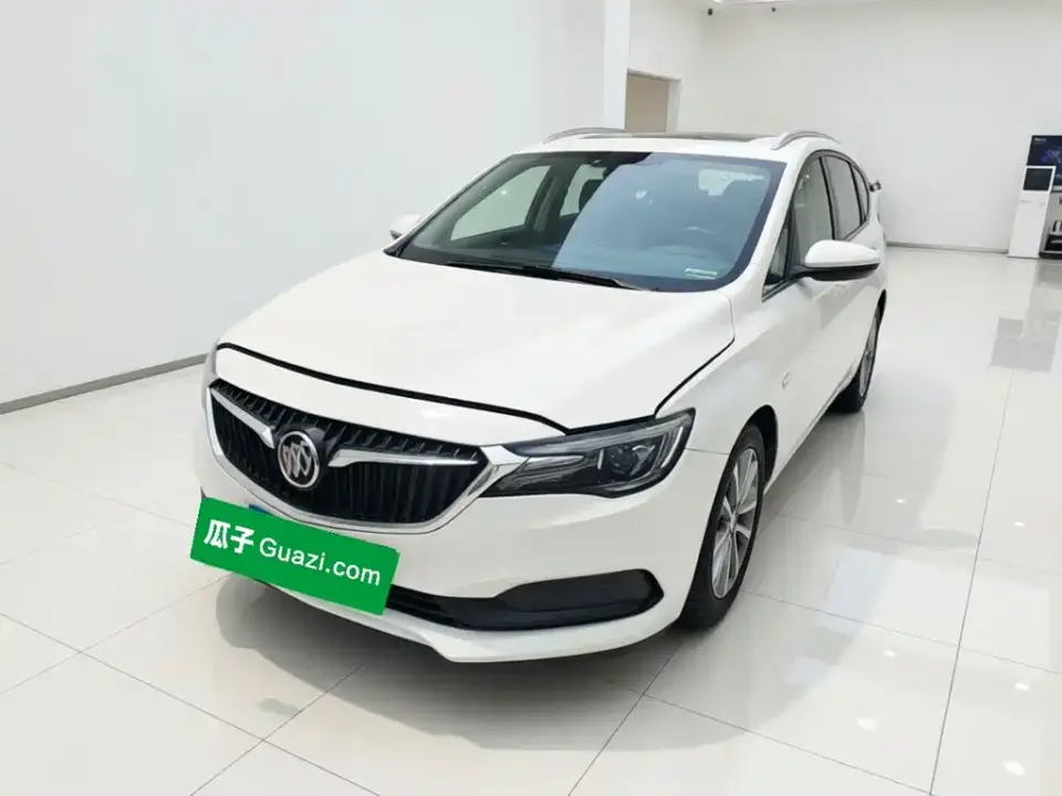 Buick GL6 323T Mild Hybrid Connected Luxury 2023