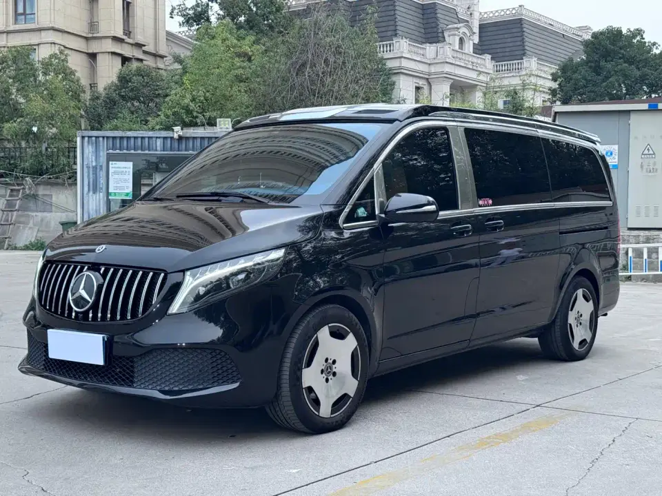 Mercedes-Benz V-Class V 260 Pilot Edition 2023