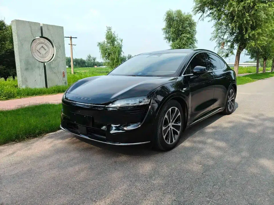Zhijie Luxeed R7 Pure Electric 667km Pro 2024