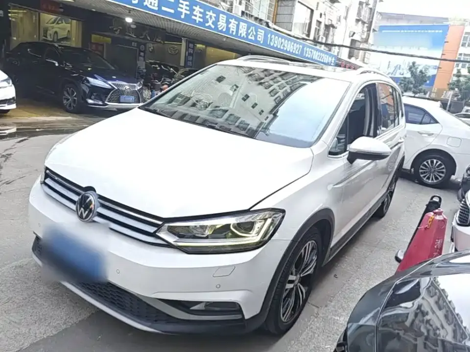 Volkswagen Touran Touran L 280TSI DSG Cross Edition 7-seater China VI 2020